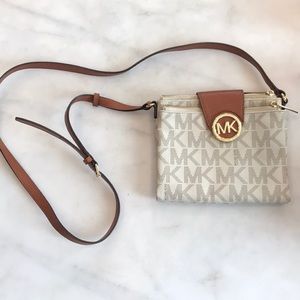Michael Kors Cross Body